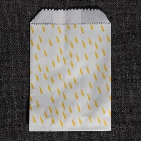 25 mini patterned paper bags