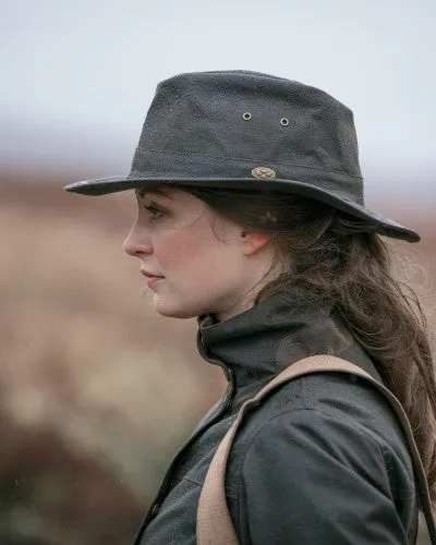 Caledonia Waxed Hat by Hoggs of Fife