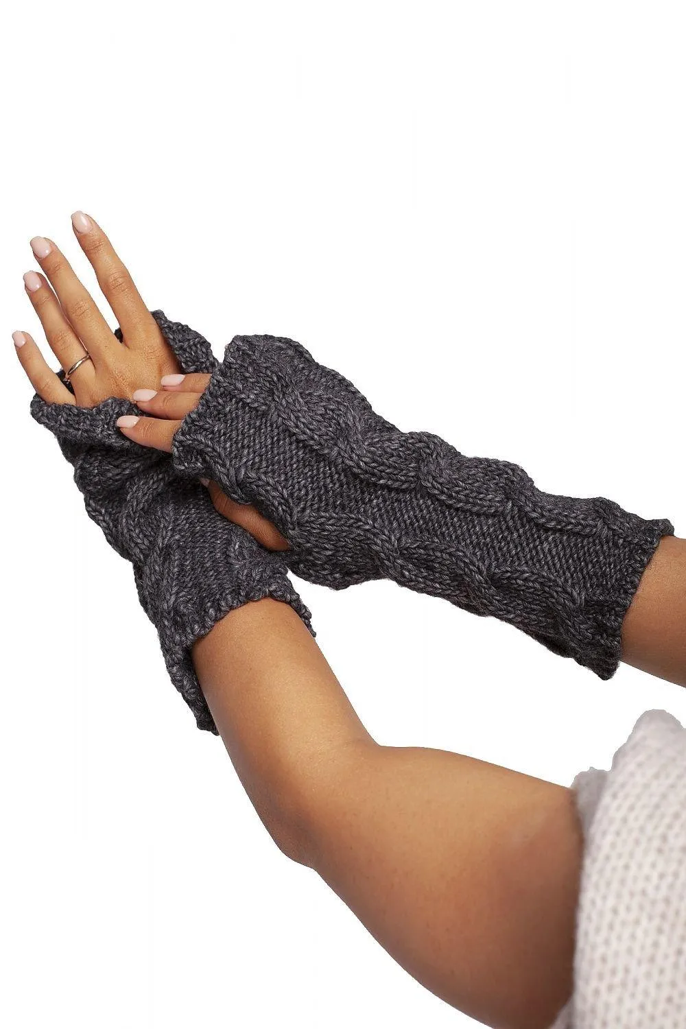 Chic Ribbed Fingerless Gloves