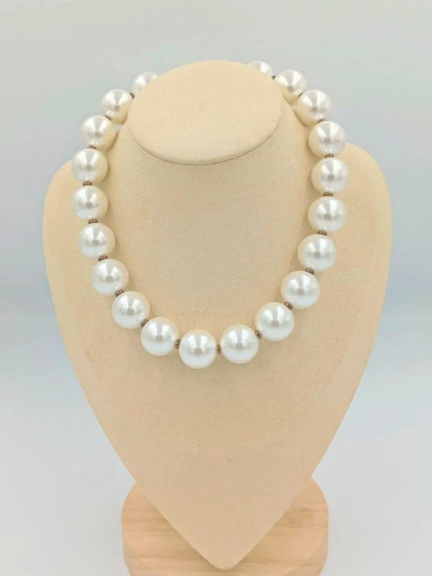 Chunky Pearl Chocker