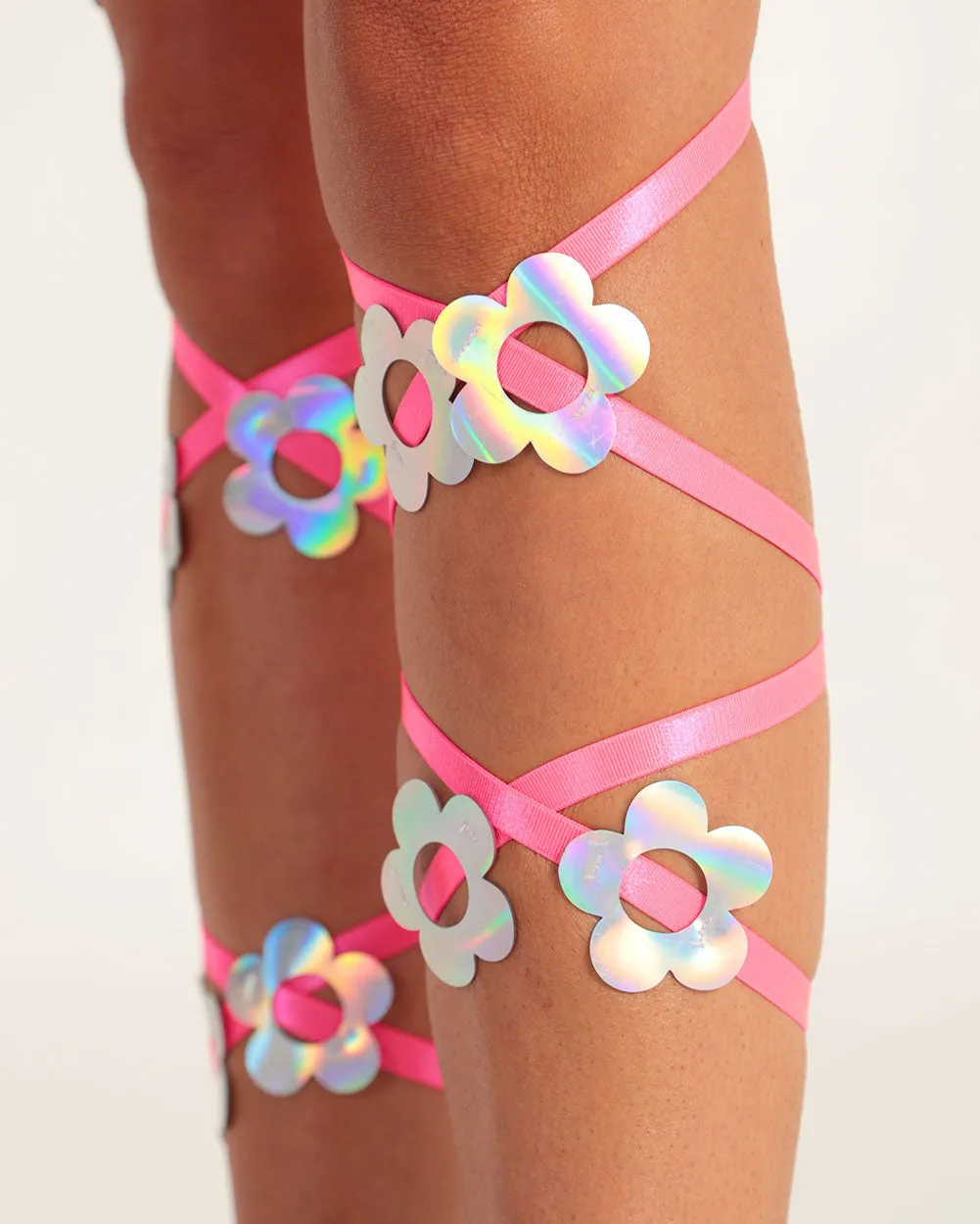 Pretty Petals Daisy Patch Holo Leg Wraps