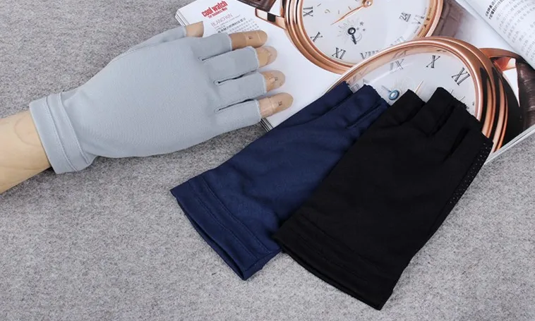 Soft Summer Men's Fingerless Gloves