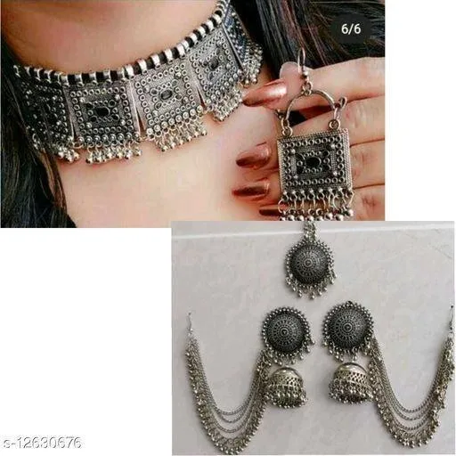 Women Necklaces & Chains